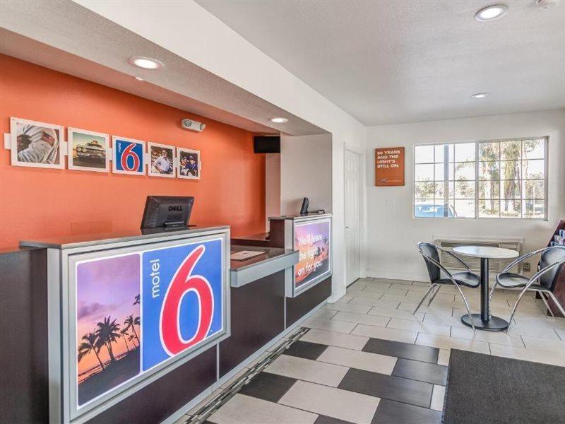 Motel 6-Visalia, Ca Εξωτερικό φωτογραφία